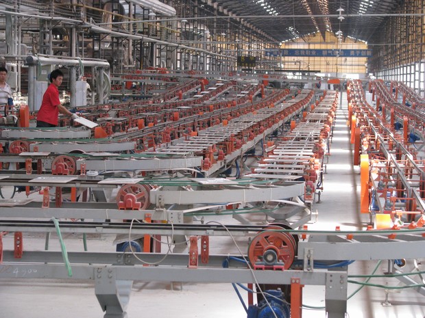 圖4、寬敞的生產(chǎn)車間